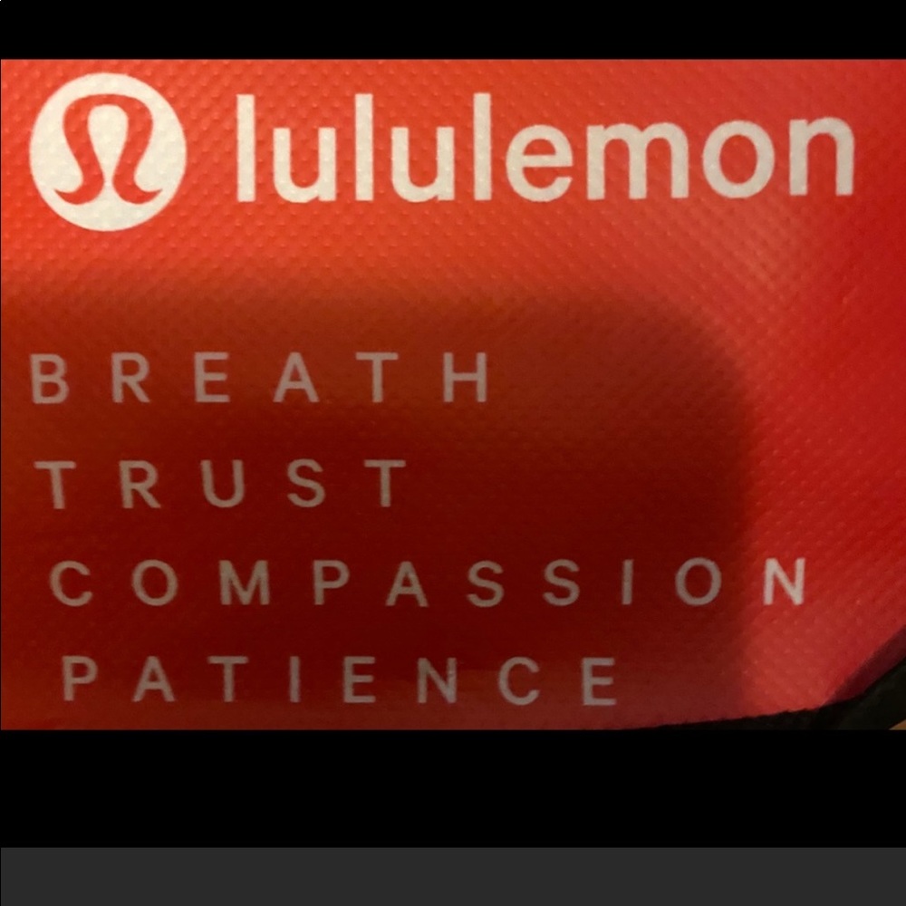 All LULULEMON Mystery Bundle - Size 0-12
